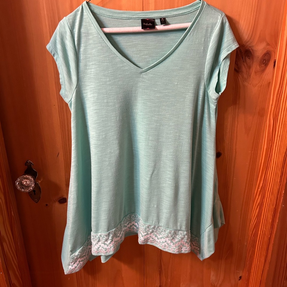 Rafaella Light Green V-Neck Short Sleeve Top